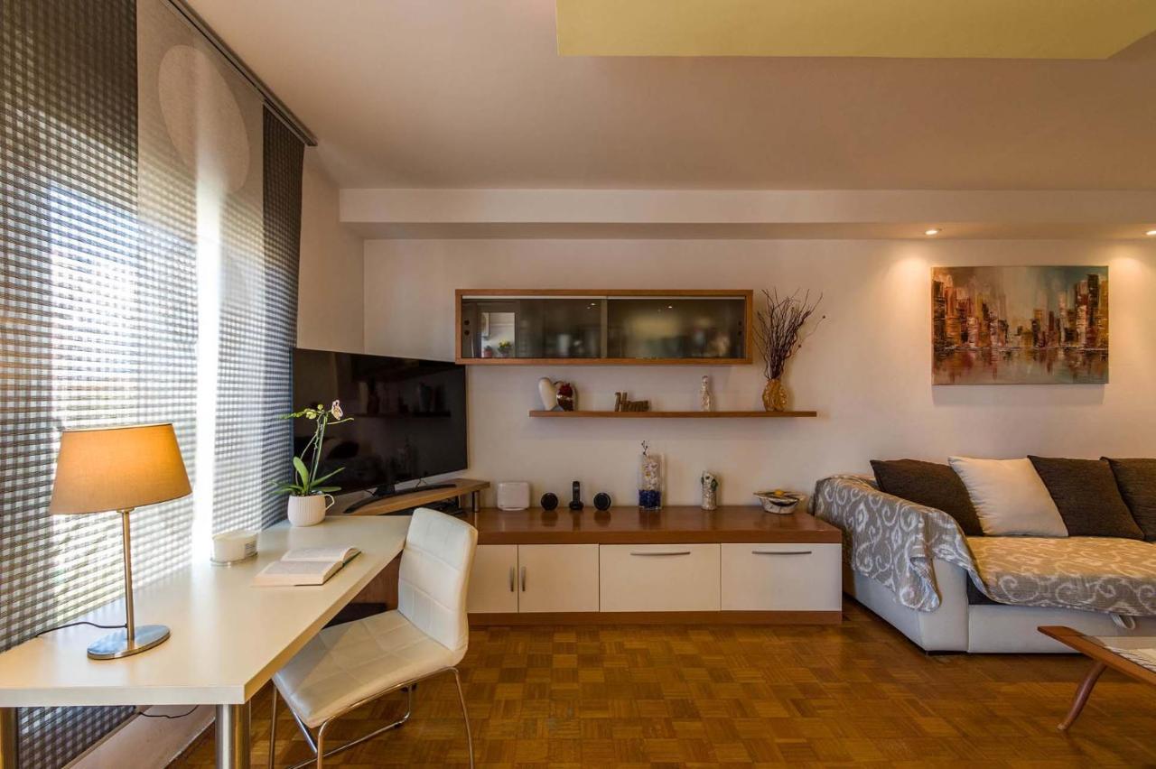 Apartment Many Pula Eksteriør billede